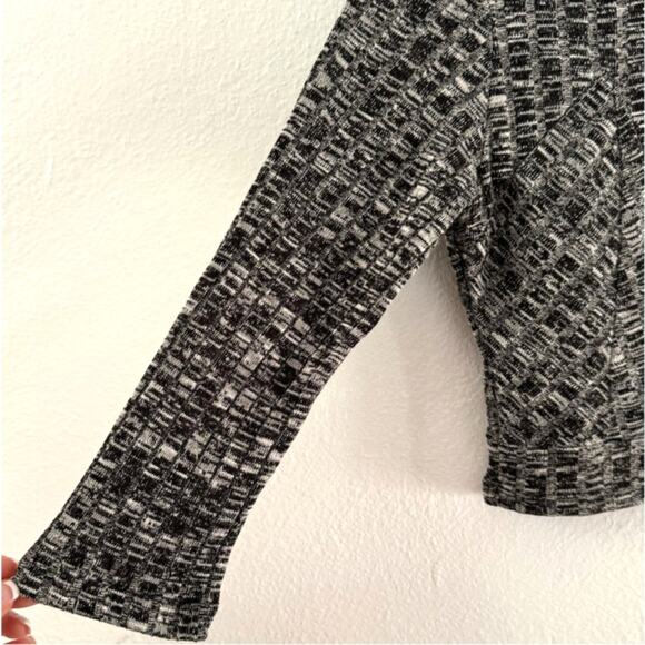 NWOT Y2K Charlotte Russe Heather Grey Sweater Crop Top Women Sz Small 3/4 Sleeve - Picture 6 of 9